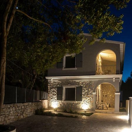 Avali Luxury Houses Gaios Bagian luar foto